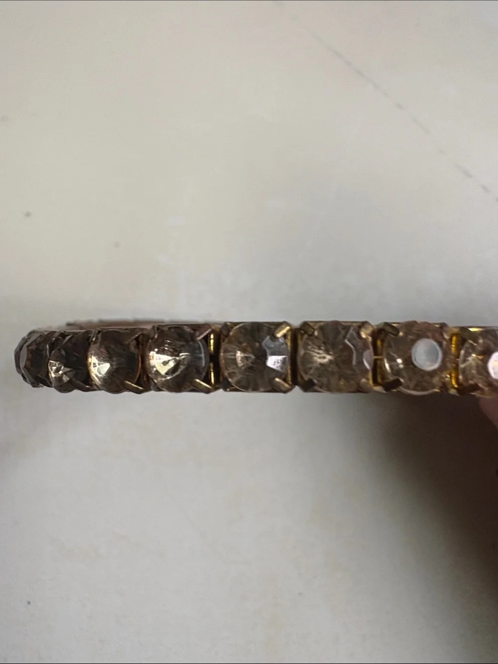N/A elegant gold